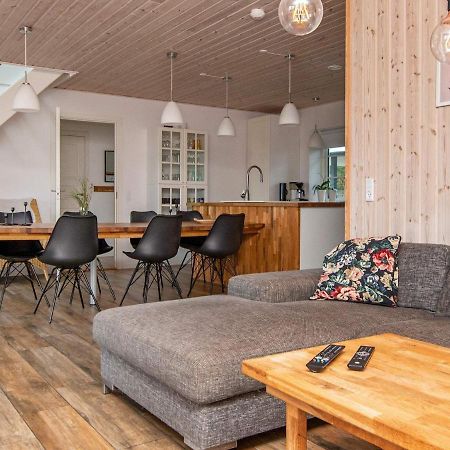 10 Person Holiday Home In Glesborg Exterior foto