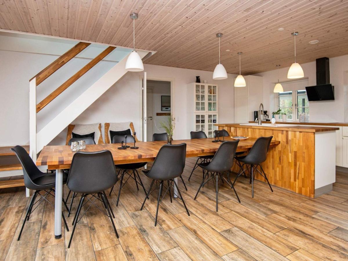 10 Person Holiday Home In Glesborg Exterior foto