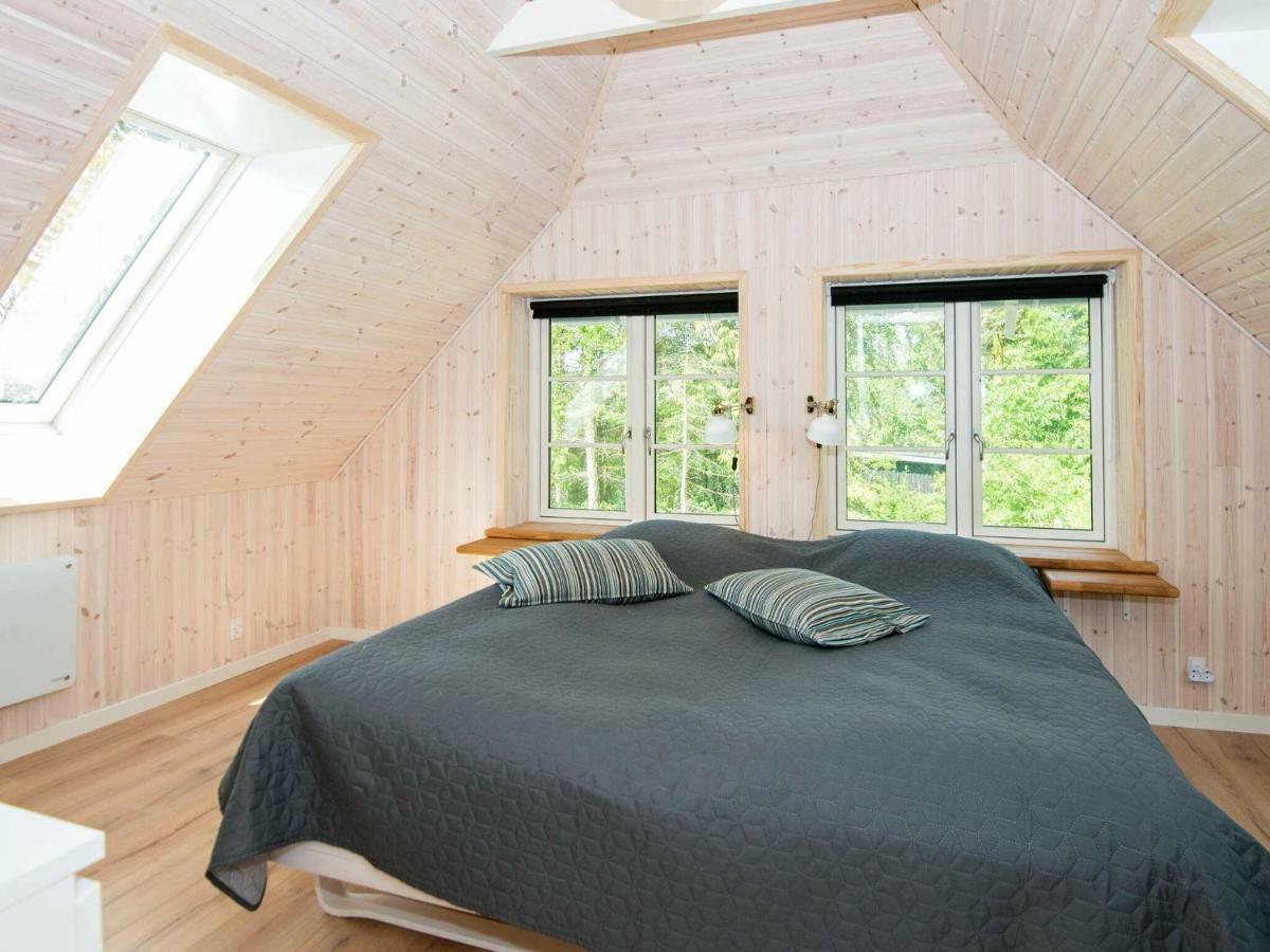 10 Person Holiday Home In Glesborg Exterior foto